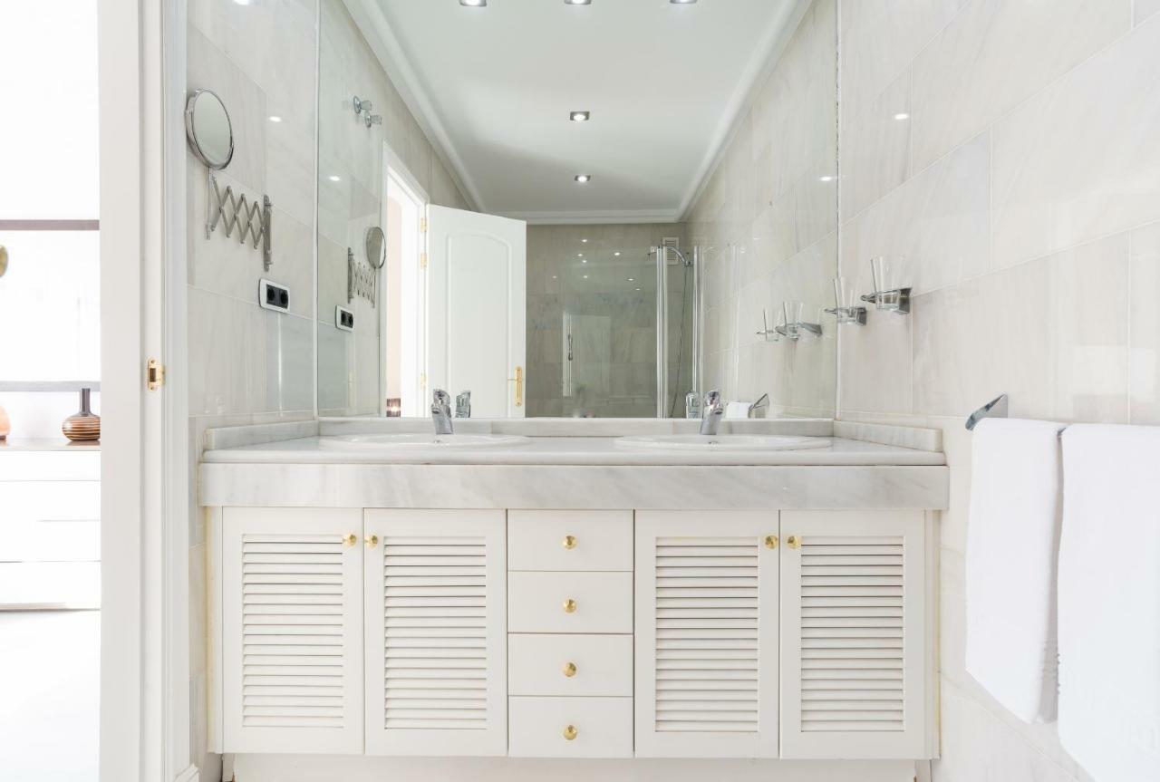 Luxury Duplex- 7 Minutes From The Beach Torremolinos Exterior foto